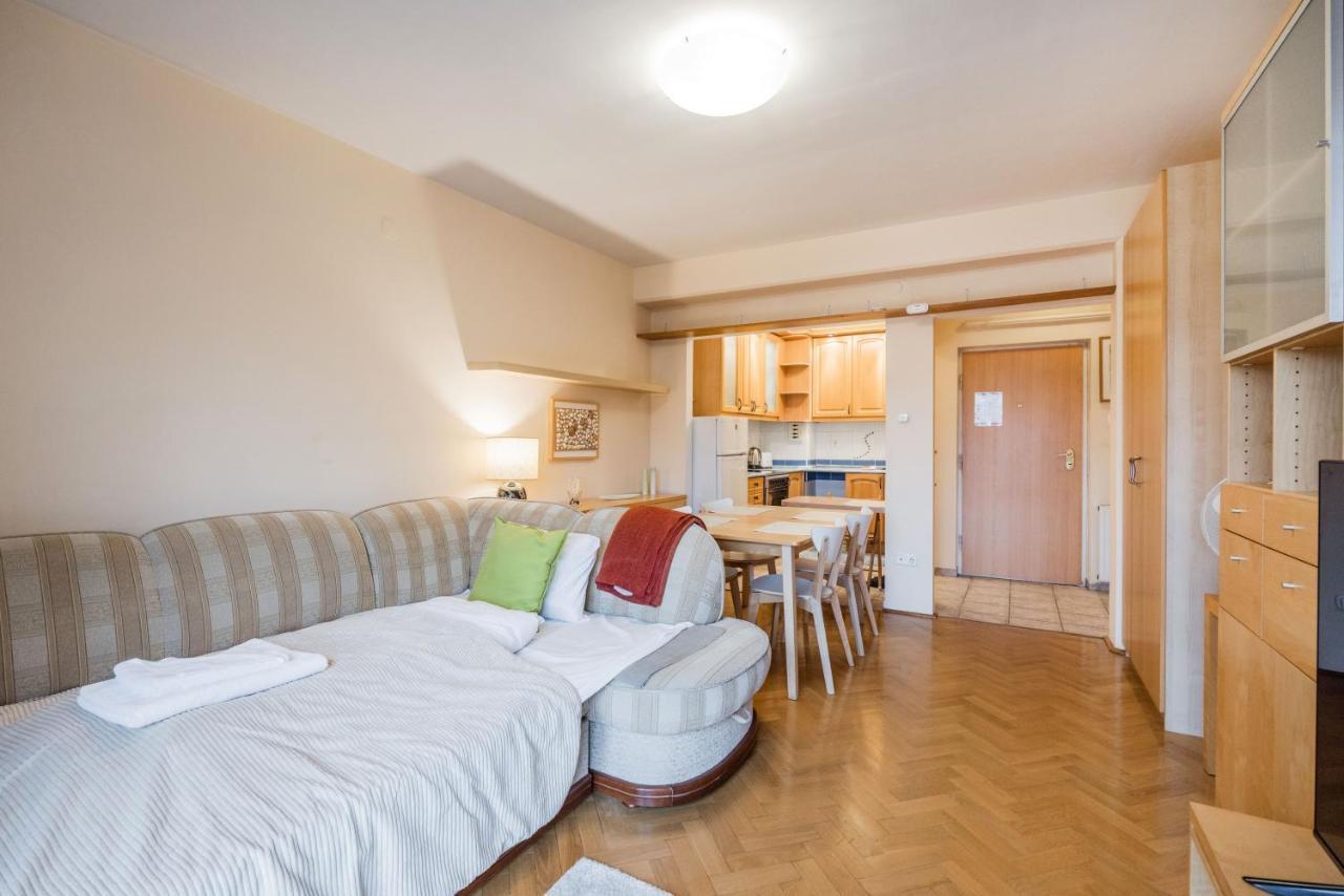 Citadel Manor Apartment Budapest Exterior photo